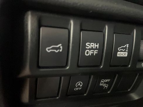 Used 2024 Subaru Forester Premium AWD/4WD image 16