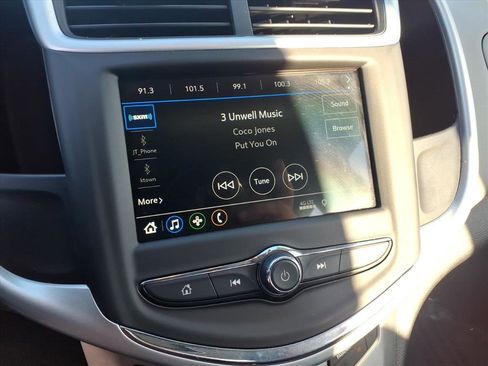 Used 2019 Chevrolet Sonic LT image 17