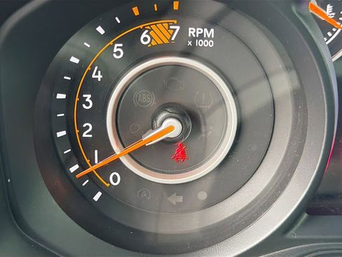 Used 2024 Jeep Wrangler Sport S image 40