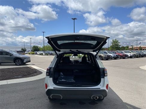 Certified 2025 Subaru Forester Limited w/ Popular Package image 19