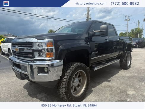 Used 2015 Chevrolet Silverado 2500 LTZ w/ Duramax Plus Package AWD/4WD image 7