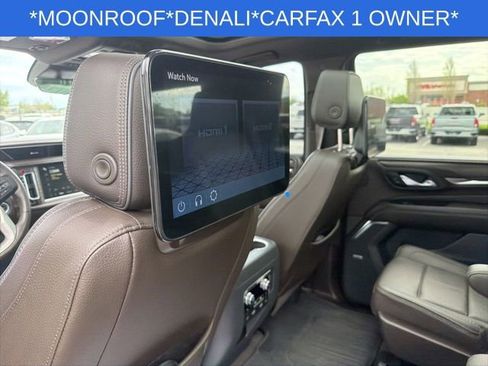 Used 2024 GMC Yukon Denali w/ Advanced Technology Package AWD/4WD image 20
