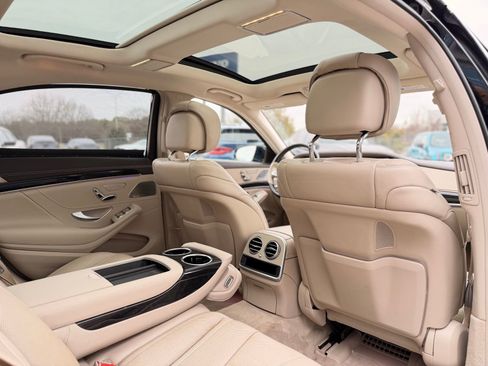 Used 2020 Mercedes-Benz S 560 4MATIC Sedan image 28