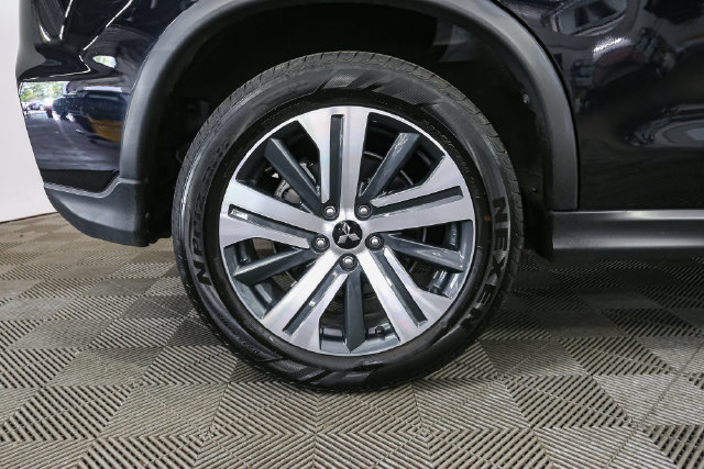 Used 2025 Mitsubishi Outlander Sport ES AWD/4WD image 15