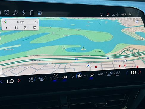 New 2025 Chevrolet Equinox EV RS image 19