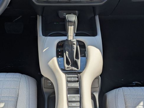 New 2026 Honda HR-V LX image 18