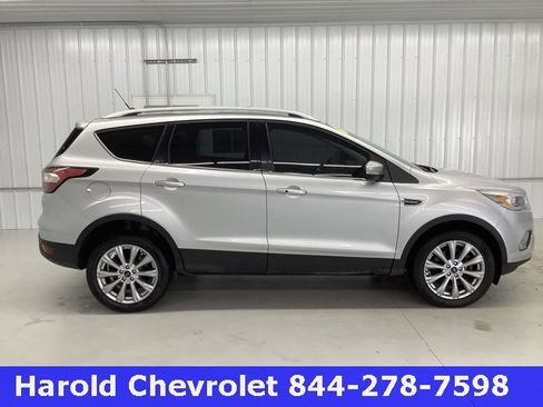 Used 2018 Ford Escape Titanium image 6