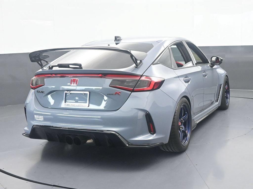 Used 2025 Honda Civic Type R image 5