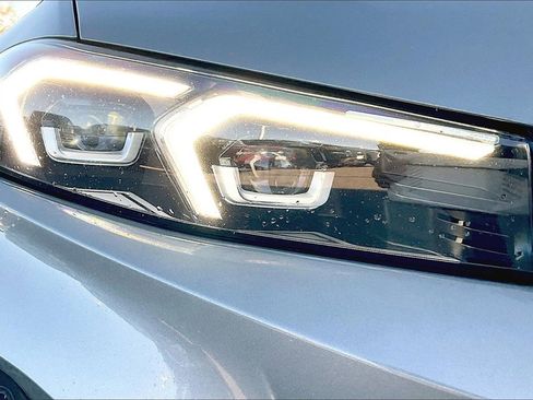 Used 2024 BMW 330i Sedan w/ Convenience Package image 29