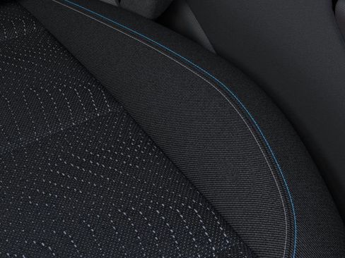 New 2025 Chevrolet Equinox EV LT image 23