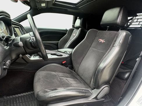 Used 2016 Dodge Challenger R/T Plus RWD image 11