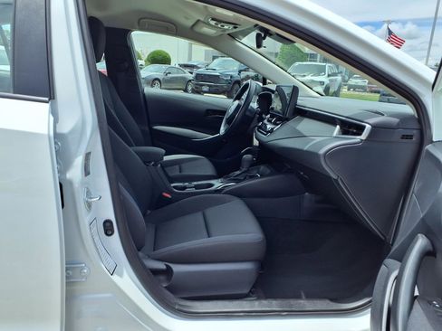 Used 2026 Toyota Corolla LE FWD image 7