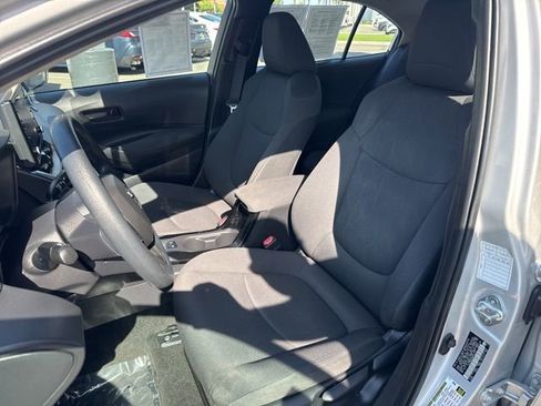 Certified 2022 Toyota Corolla LE FWD image 22