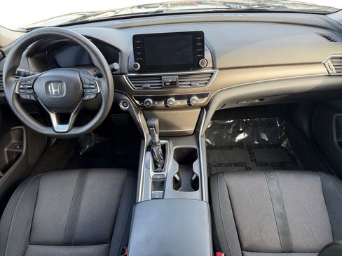 Used 2018 Honda Accord EX image 10
