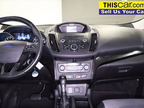 Used 2018 Ford Escape SE w/ SE Sport Appearance Package FWD image 22