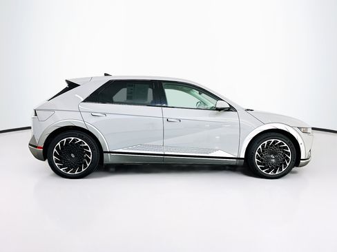 Used 2024 Hyundai Ioniq 5 Limited AWD/4WD image 10