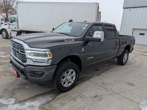Used 2024 RAM 2500 Laramie image 39