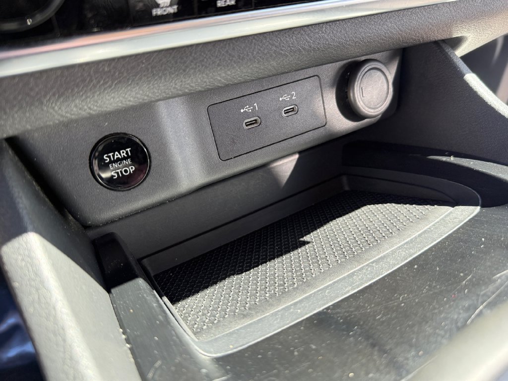 Used 2024 Nissan Rogue SV AWD/4WD image 19