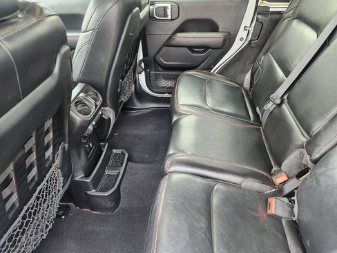 Used 2021 Jeep Wrangler Unlimited Rubicon AWD/4WD image 29