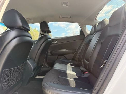 Used 2019 Kia Optima S FWD image 26