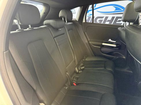 Used 2025 Mercedes-Benz GLA 250 4MATIC w/ Winter Package image 21