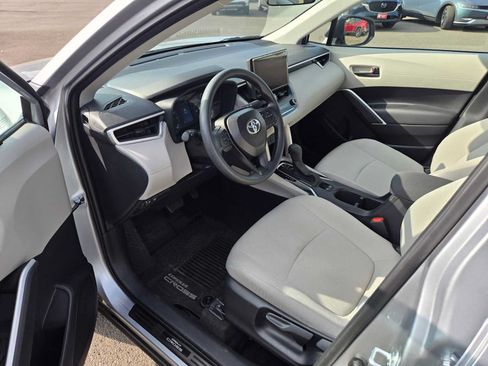 Certified 2025 Toyota Corolla Cross L AWD/4WD image 19
