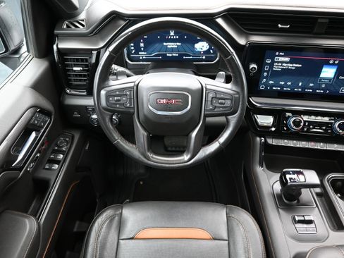 Used 2022 GMC Sierra 1500 AT4 w/ AT4 Preferred Package AWD/4WD image 26