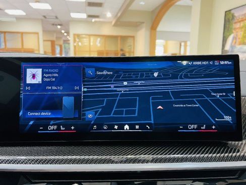 Used 2025 BMW X5 M60i w/ Parking Assistance Package image 11