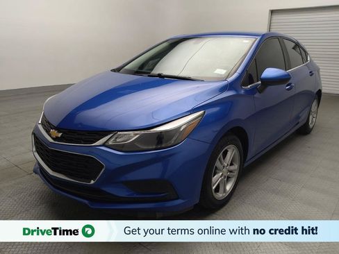 Used 2017 Chevrolet Cruze LT w/ Convenience Package FWD image 1