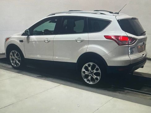 Used 2013 Ford Escape Titanium w/ Parking Technology Pkg AWD/4WD image 3