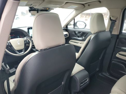 New 2026 Lincoln Corsair Premiere image 26