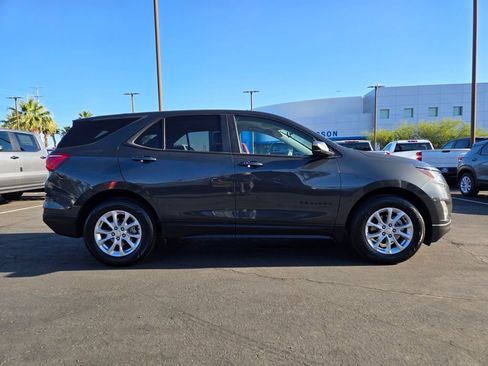 Used 2021 Chevrolet Equinox LS w/ LPO, Blackout Package FWD image 7