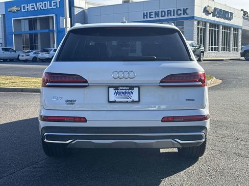 Used 2023 Audi Q7 3.0T Prestige w/ Prestige Package image 9