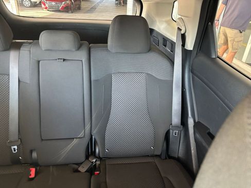 Used 2025 Kia Sportage LX image 37