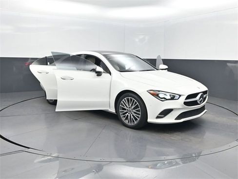 Used 2022 Mercedes-Benz CLA 250 image 42