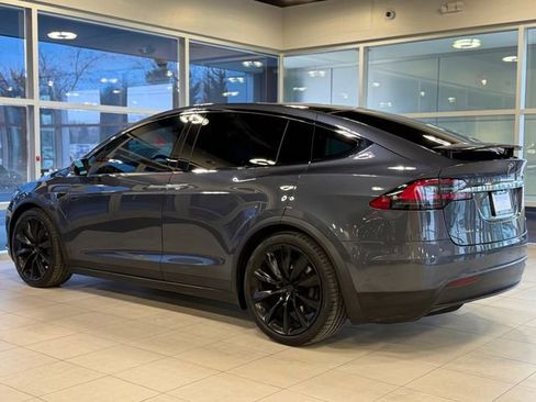 Used 2017 Tesla Model X 90D image 17