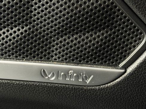 Used 2020 Hyundai Santa Fe SEL w/ Convenience Package image 18