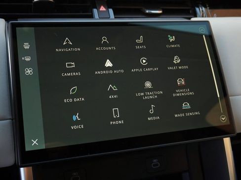 Used 2025 Land Rover Discovery Sport S AWD/4WD image 19