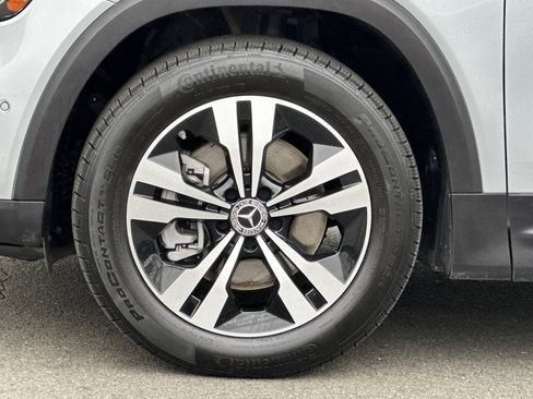 Certified 2025 Mercedes-Benz GLB 250 image 26