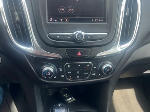 Used 2021 Chevrolet Equinox LT FWD image 14