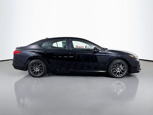 Used 2025 Toyota Camry XSE image 8