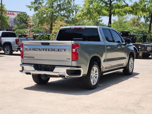 Used 2024 Chevrolet Silverado 1500 LTZ AWD/4WD image 5