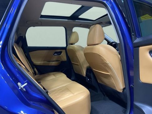 Certified 2023 Nissan Rogue Platinum w/ Platinum Premium Package AWD/4WD image 28
