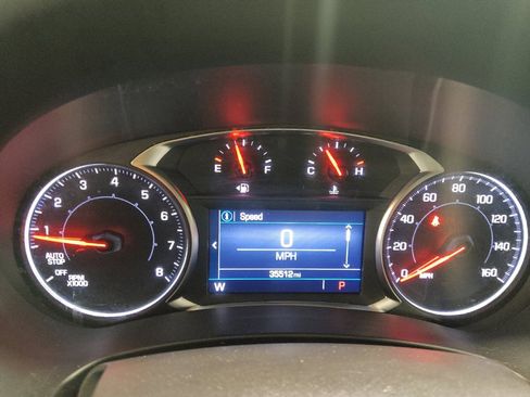 Used 2024 GMC Terrain SLE w/ Driver Convenience Package FWD image 23