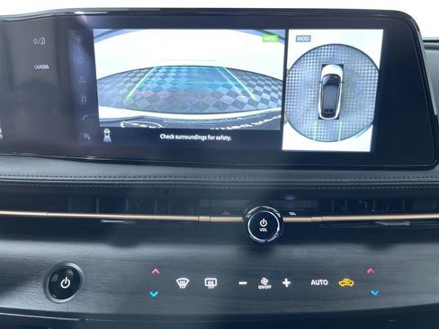 Certified 2024 Nissan Ariya AWD image 18