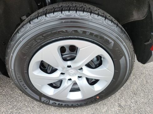 Used 2024 Toyota RAV4 LE image 6