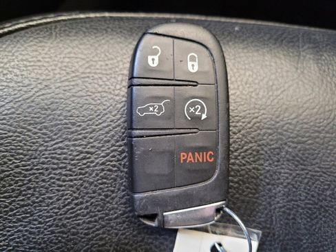 Used 2018 Jeep Compass Limited w/ Safe & Security Group image 32