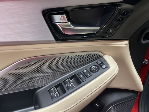 Used 2023 Acura MDX FWD w/ Technology Package image 15