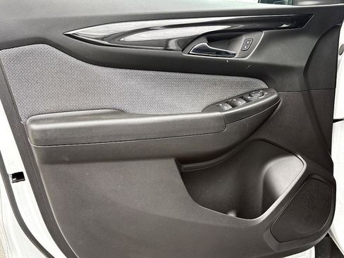 Certified 2025 Chevrolet TrailBlazer LT w/ LT Cold Weather Package image 16