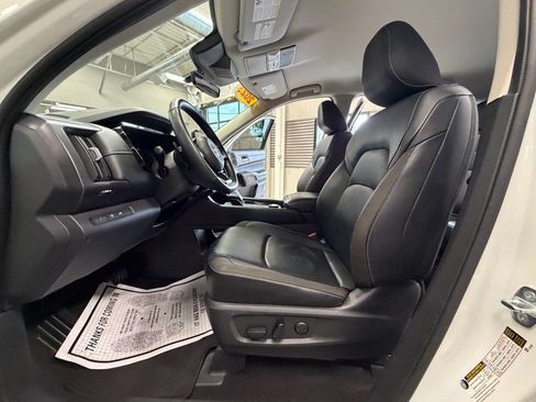 Used 2023 Nissan Pathfinder SL AWD/4WD image 59